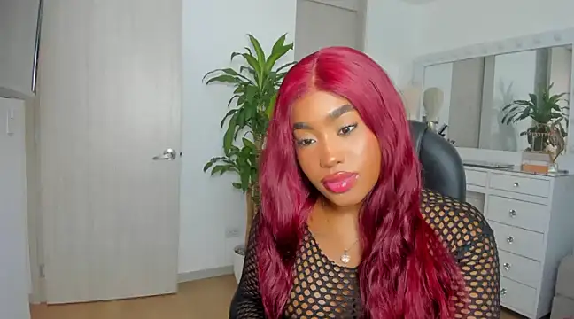 Snapshot of charlotte_tiller chatting on December 2024 04:37:01 PM charlotte tiller online show from December 2024 04:37:01 PM