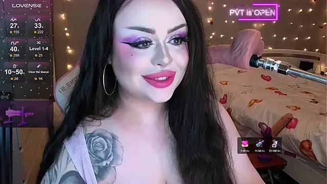 Snapshot of og_maddison chatting on December 2024 07:11:02 AM og maddison online show from December 2024 07:11:02 AM