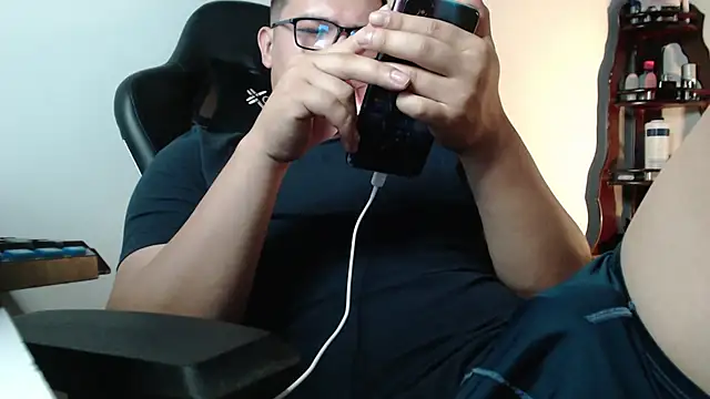 Plug Control online show from February 2026 03:56:02 PM