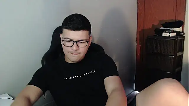 Plug Control online show from January 2026 06:58:01 PM