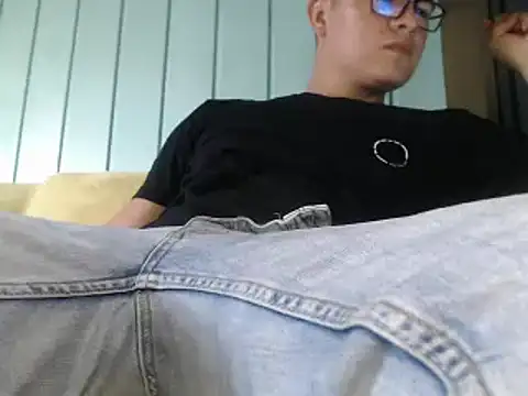 Plug Control online show from March 2026 08:54:02 PM