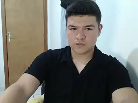 Plug Control online show from April 2026 03:46:01 AM