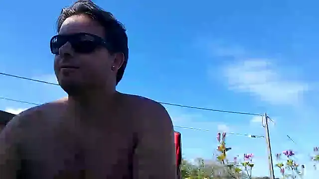 Jose HotLatino online show from June 2026 04:30:01 PM