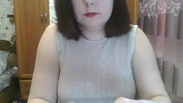 Snapshot of SophieNightAh chatting on March 2025 12:17:01 PM SophieNightAh online show from March 2025 12:17:01 PM