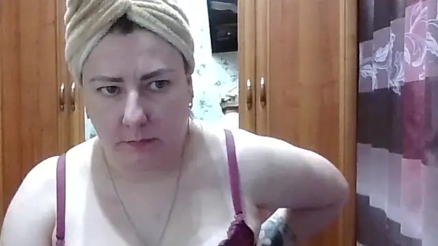 SophieNightAh online show from February 2026 03:41:01 PM