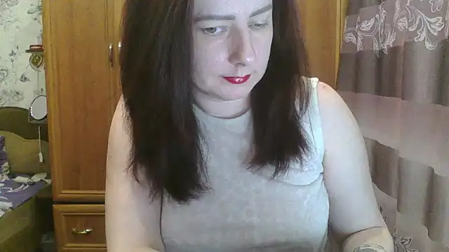Snapshot of SophieNightAh chatting on February 2025 01:41:01 PM SophieNightAh online show from February 2025 01:41:01 PM