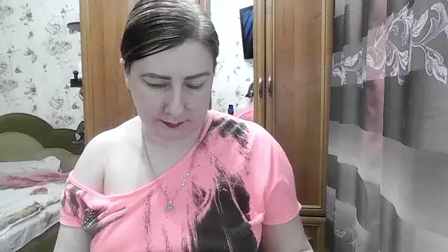 SophieNightAh online show from January 2026 11:19:02 PM