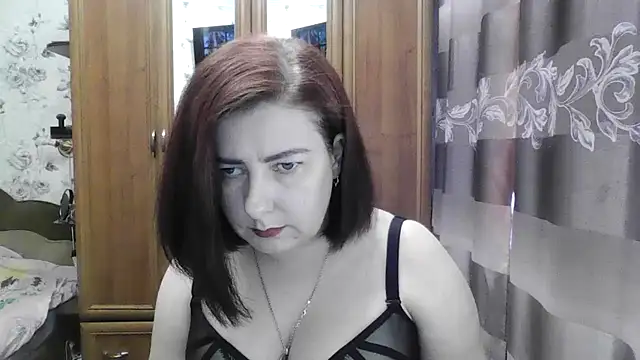 Snapshot of SophieNightAh chatting on September 2025 11:28:02 AM SophieNightAh online show from September 2025 11:28:02 AM