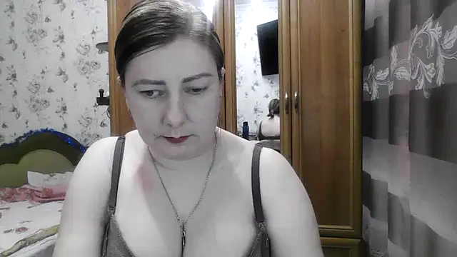 SophieNightAh online show from January 2026 12:34:02 PM