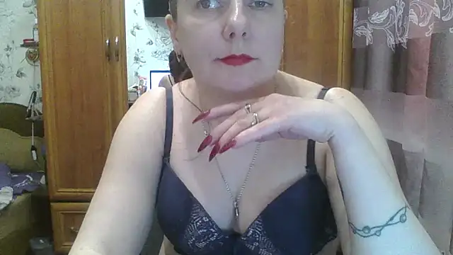 Snapshot of SophieNightAh chatting on January 2025 01:52:01 PM SophieNightAh online show from January 2025 01:52:01 PM