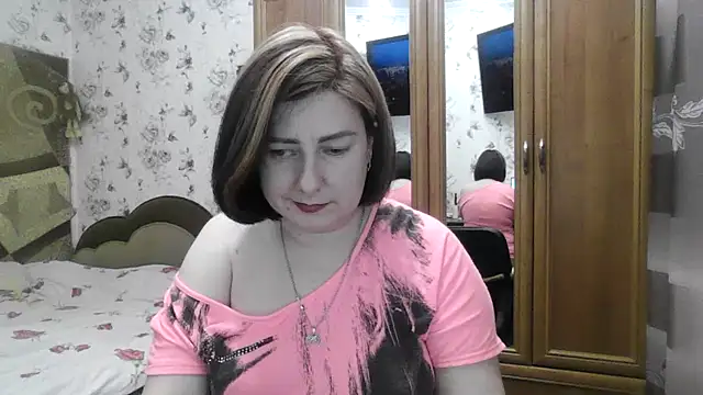 SophieNightAh online show from November 2025 05:46:02 PM