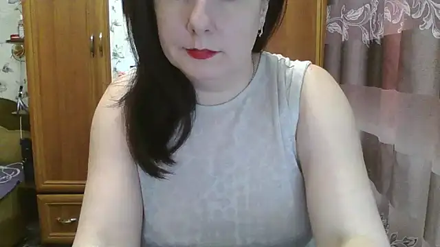 Snapshot of SophieNightAh chatting on January 2025 12:20:02 PM SophieNightAh online show from January 2025 12:20:02 PM