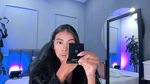 Snapshot of Elisa_castrillon chatting on November 2025 09:37:02 PM Elisa castrillon online show from November 2025 09:37:02 PM