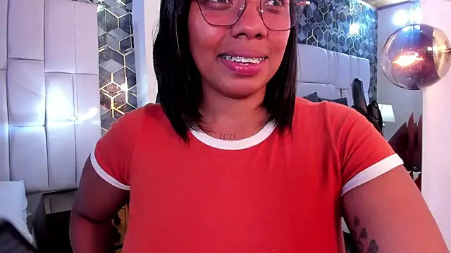 Snapshot of lia_mariana chatting on June 2026 08:59:02 PM lia mariana online show from June 2026 08:59:02 PM