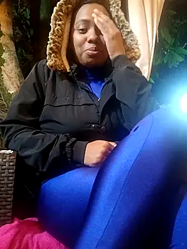 lia mariana online show from March 2026 03:29:01 AM