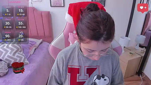 Amy joones online show from December 2025 12:43:02 PM