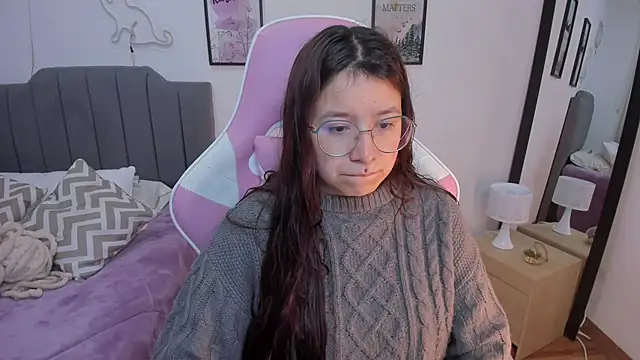 Amy joones online show from March 2026 11:11:01 AM