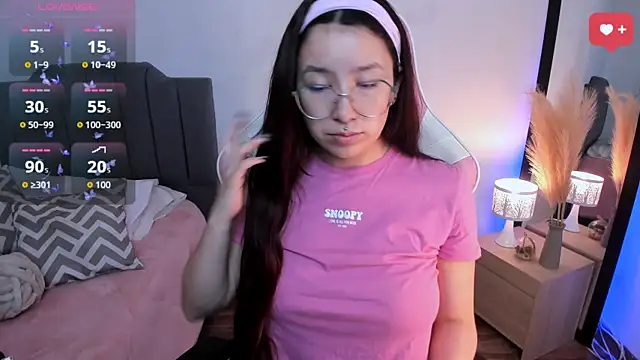Amy joones online show from April 2026 11:27:01 AM