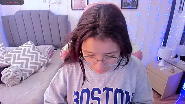 Amy joones online show from January 2026 12:31:02 PM