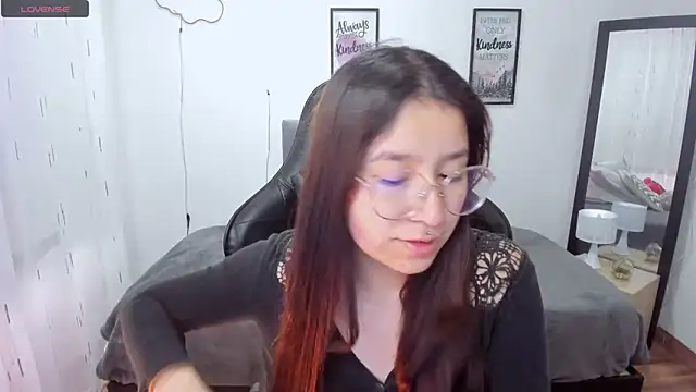 Snapshot of Amy_joones chatting on September 2025 11:30:01 AM Amy joones online show from September 2025 11:30:01 AM