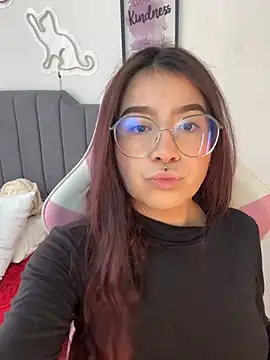 Amy joones online show from February 2026 12:27:01 PM