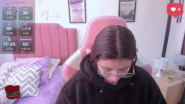 Amy joones online show from December 2025 12:27:02 PM