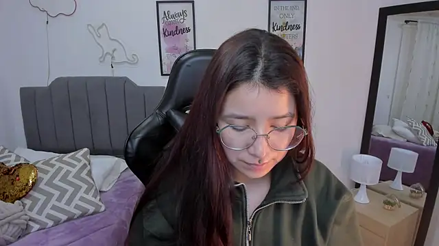 Amy joones online show from March 2026 11:18:02 AM