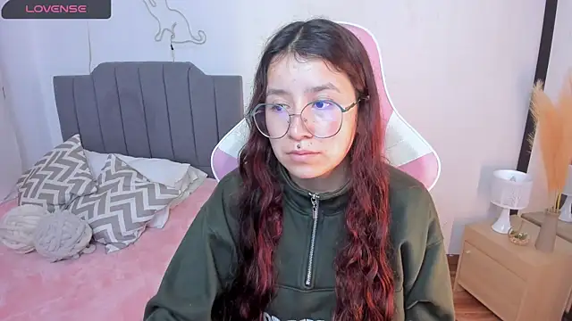 Amy joones online show from April 2026 11:27:01 AM