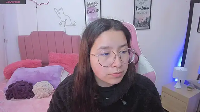 Snapshot of Amy_joones chatting on November 2025 12:53:02 PM Amy joones online show from November 2025 12:53:02 PM