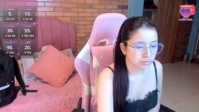 Snapshot of Amy_joones chatting on July 2026 11:08:01 AM Amy joones online show from July 2026 11:08:01 AM