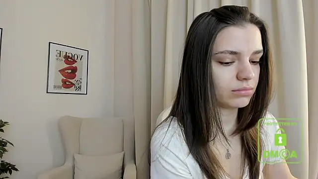 Snapshot of SuzyJamess chatting on February 2025 03:29:02 AM SuzyJamess online show from February 2025 03:29:02 AM