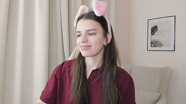 Snapshot of SuzyJamess chatting on December 2024 01:50:01 AM SuzyJamess online show from December 2024 01:50:01 AM