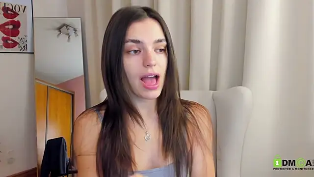 Snapshot of SuzyJamess chatting on March 2025 02:27:02 AM SuzyJamess online show from March 2025 02:27:02 AM