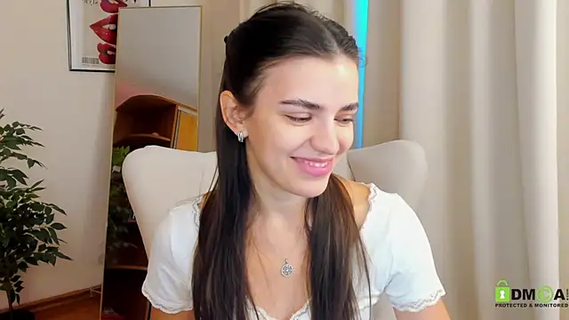 Snapshot of SuzyJamess chatting on March 2025 01:36:02 AM SuzyJamess online show from March 2025 01:36:02 AM