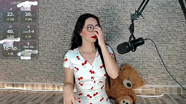 emma unu online show from June 2026 03:01:02 AM