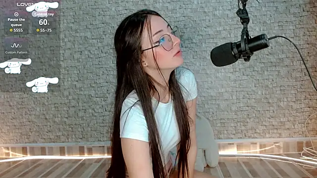 emma unu online show from March 2026 04:05:02 AM