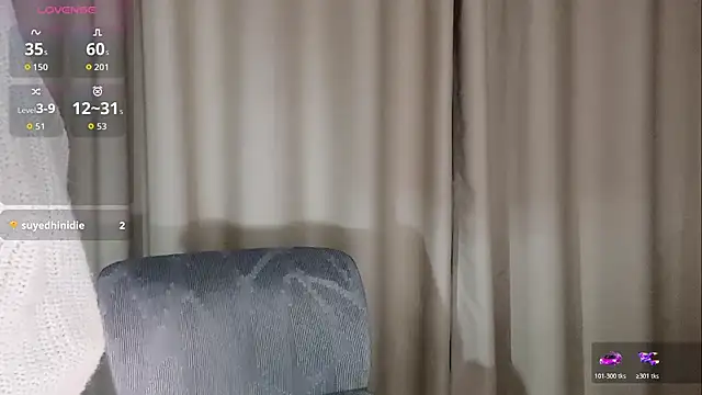 --xixi-- online show from November 2025 09:52:02 PM