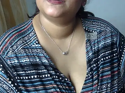cutelady65 online show from May 2026 03:55:02 PM