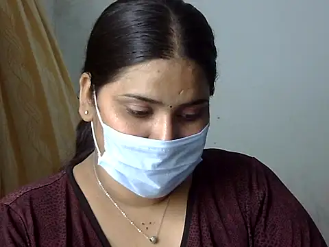 cutelady65 online show from April 2026 04:44:01 PM