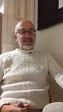 MadProfessor online show from December 2025 06:40:01 AM