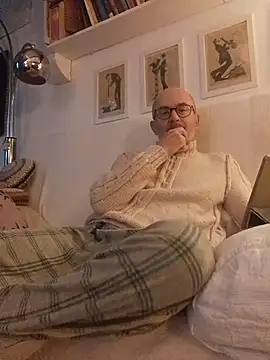 MadProfessor online show from December 2025 03:11:01 PM