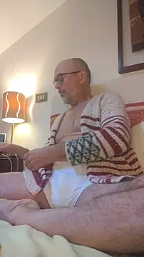 MadProfessor online show from December 2025 07:10:01 AM