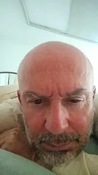 Snapshot of MadProfessor chatting on October 2025 12:57:01 PM MadProfessor online show from October 2025 12:57:01 PM
