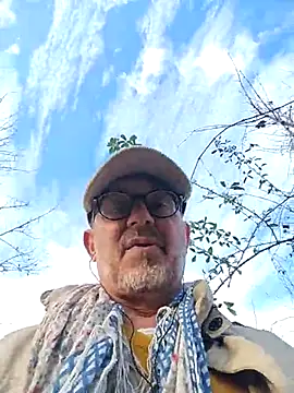 Snapshot of MadProfessor chatting on March 2025 03:41:01 PM MadProfessor online show from March 2025 03:41:01 PM