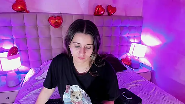 Snapshot of LanaHerondale chatting on February 2025 02:38:02 PM LanaHerondale online show from February 2025 02:38:02 PM