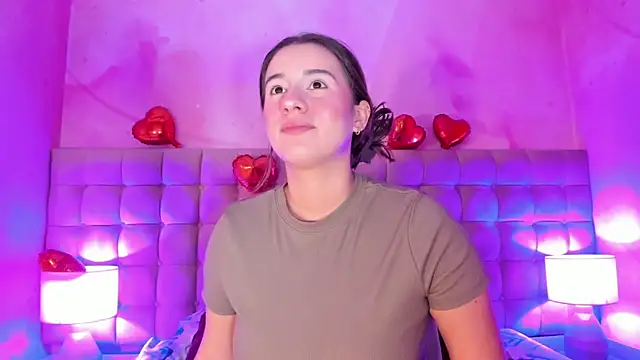 Snapshot of LanaHerondale chatting on February 2025 03:24:01 AM LanaHerondale online show from February 2025 03:24:01 AM