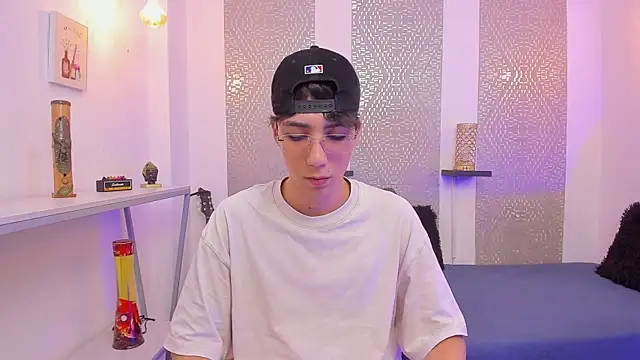 Nikolay Gregori online show from November 2025 04:16:02 AM