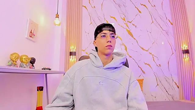 Nikolay Gregori online show from February 2026 03:38:02 AM