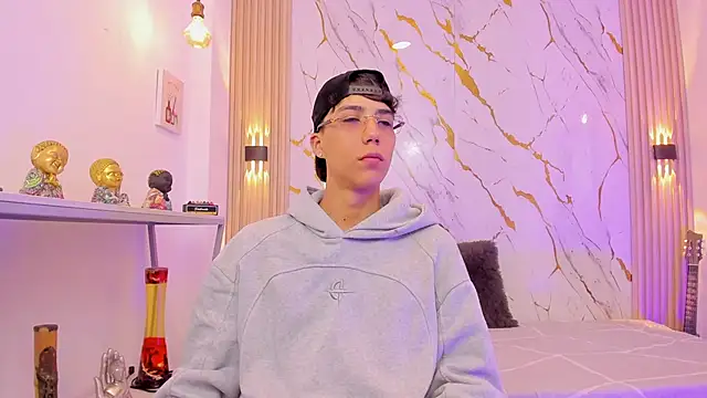 Nikolay Gregori online show from April 2026 04:19:01 AM