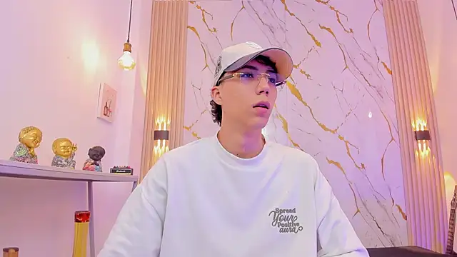 Nikolay Gregori online show from March 2026 04:12:01 AM